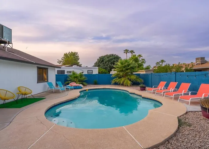 Family Friendly Pool 3br 2ba Near Dt