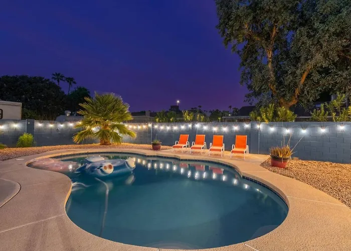Family Friendly Pool 3br 2ba Near Dt *